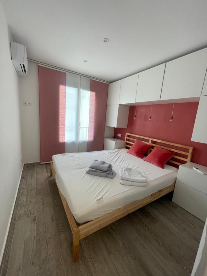 Appartement Proche Mer Avec Terrasse Et Jardin Privatif อิแยร์ ภายนอก รูปภาพ